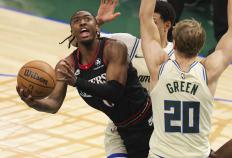 虎扑网址-（体育）篮球——NBA常规赛：76人胜雄鹿