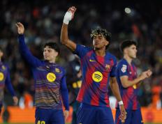 hupu虎扑-体坛联播｜巴萨大胜西班牙人9分领跑，利物浦止住三连败