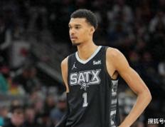 虎扑中国-NBA评新赛季西(xī)部十大球星：强如詹(zhān)姆斯仅排第九，庫(kù)里第五