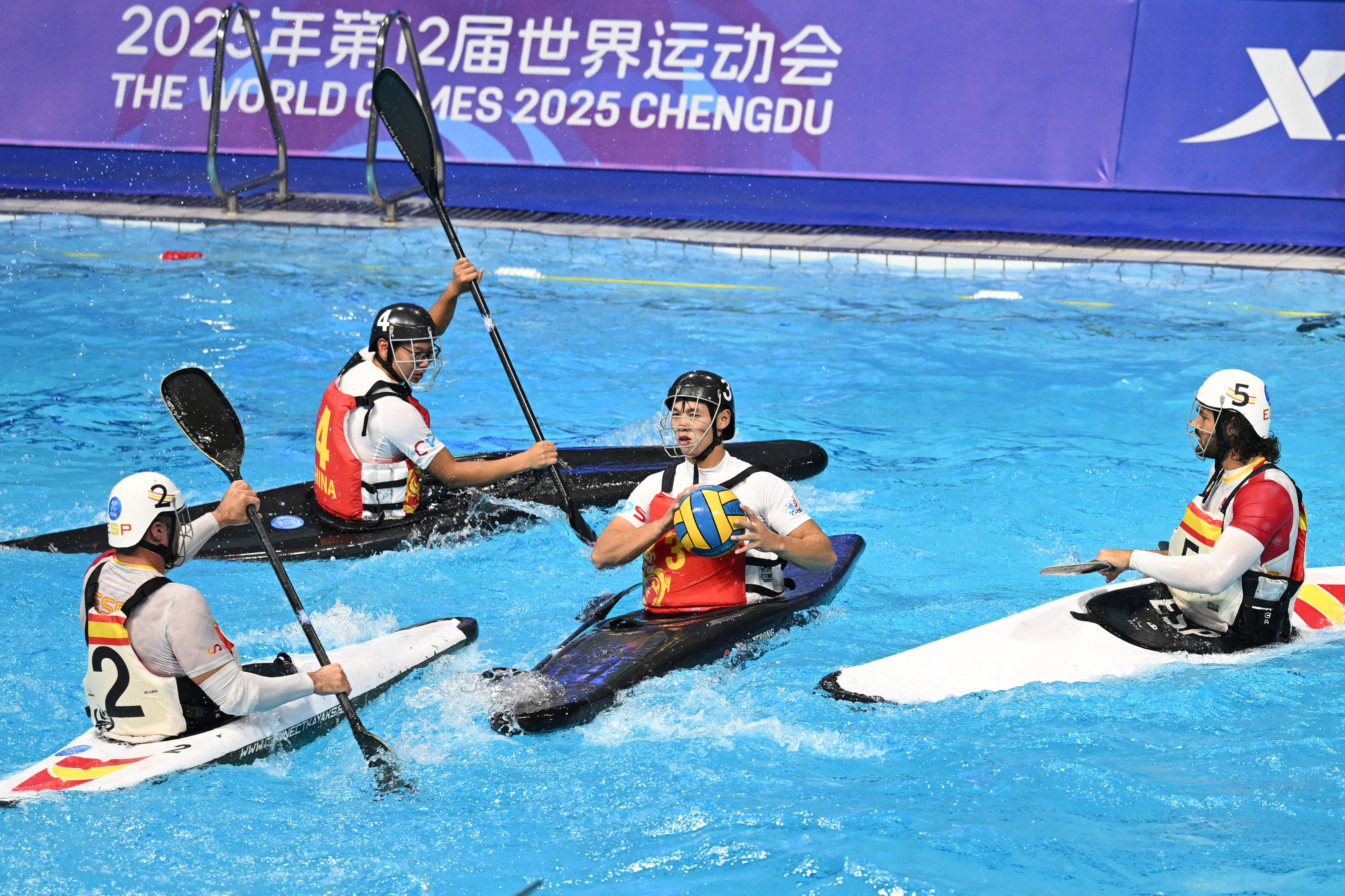虎扑平台-（成都世运会）皮艇球——男子第5-8名安慰赛半决赛：中国队不敌西班牙队