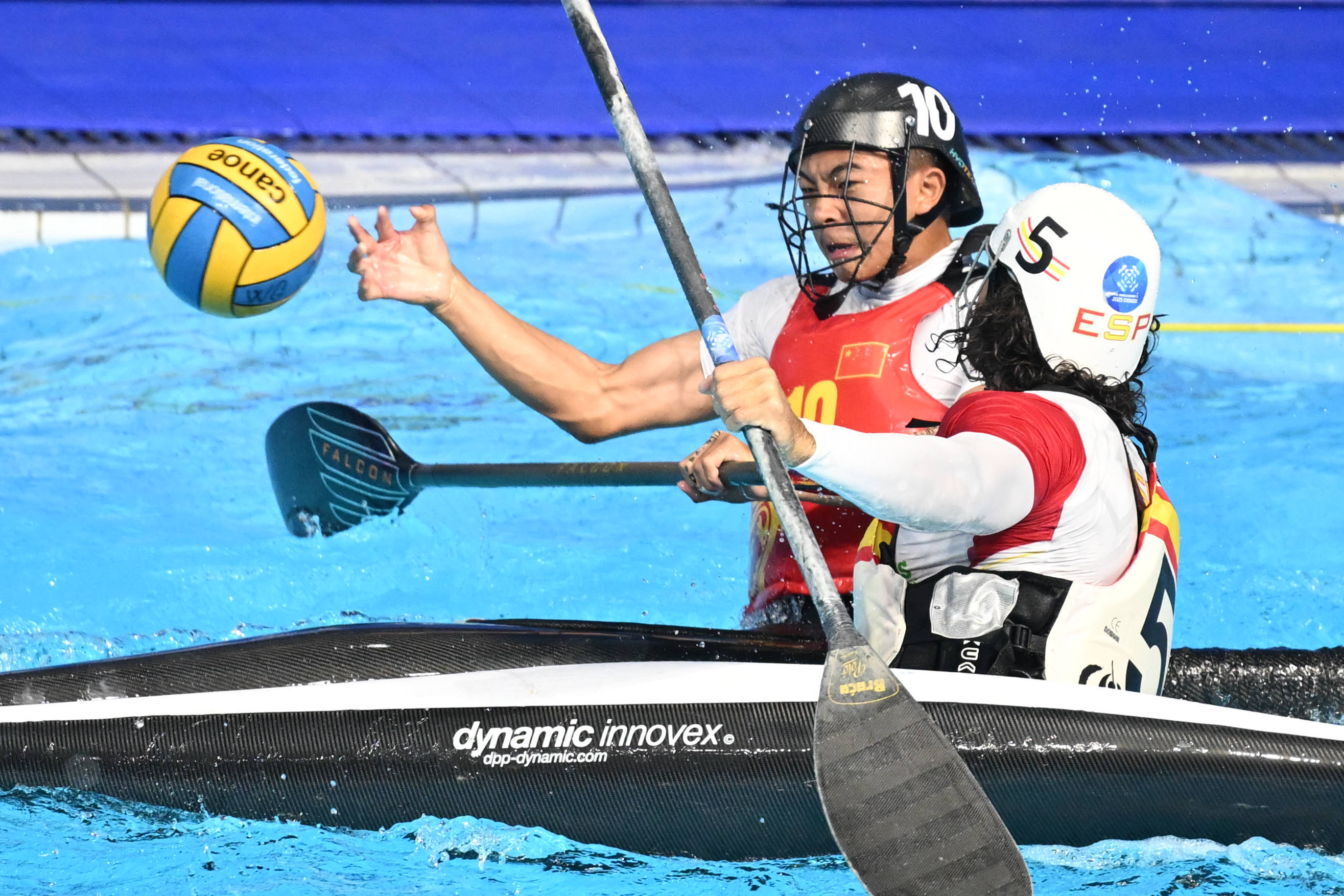 虎扑平台-（成都世运会）皮艇球——男子第5-8名安慰赛半决赛：中国队不敌西班牙队