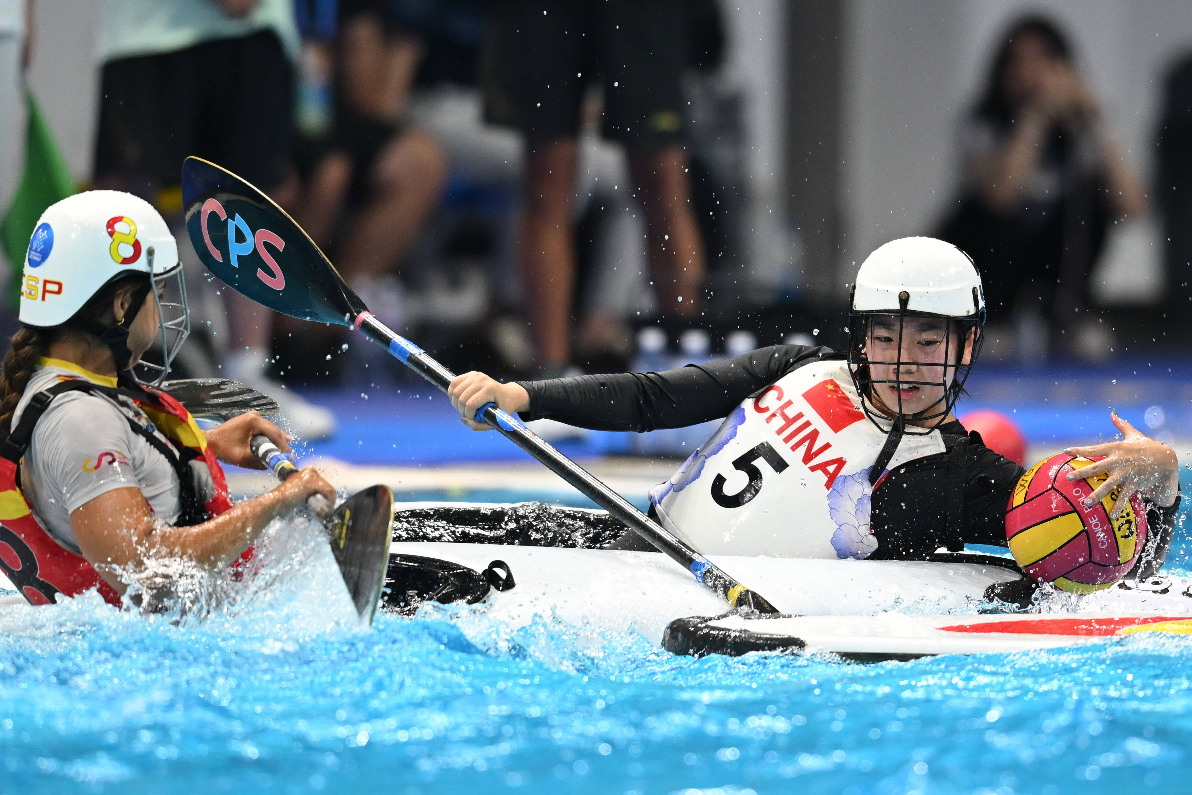 虎扑网址-（成都世运会）皮艇球——女子第5-8名安慰赛半决赛：中国队不敌西班牙队