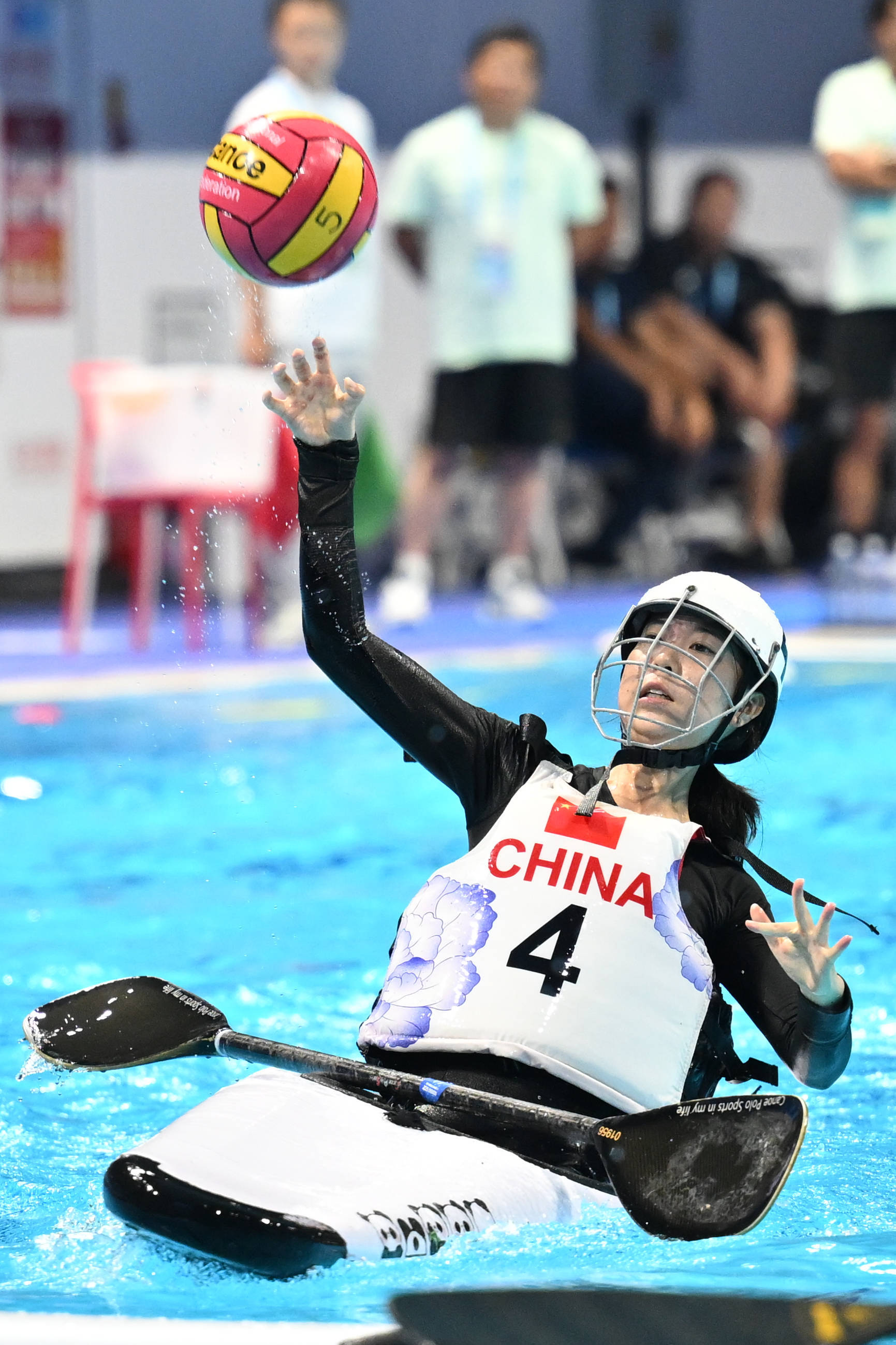 虎扑网址-（成都世运会）皮艇球——女子第5-8名安慰赛半决赛：中国队不敌西班牙队