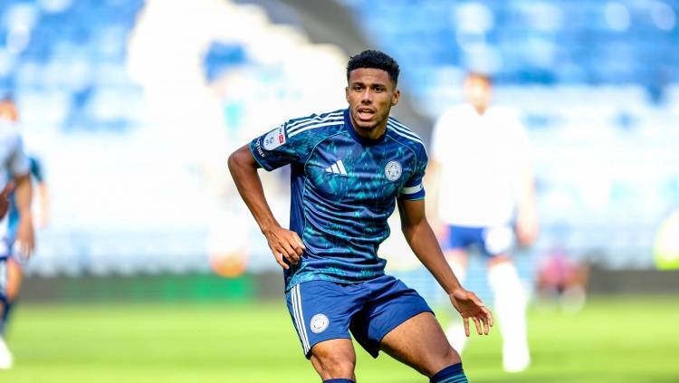 虎扑BBS-莱斯特城官方：后卫詹姆斯-贾斯汀转会加盟利兹联