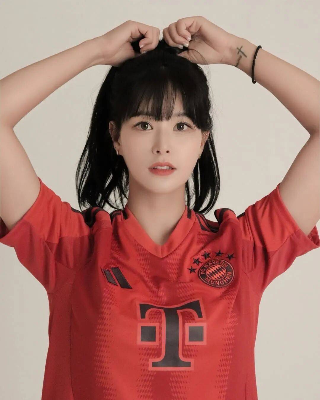 虎扑首页-欧冠联赛：拜仁慕尼黑自贬身价，切尔西主帅惨遭(zāo)羞辱