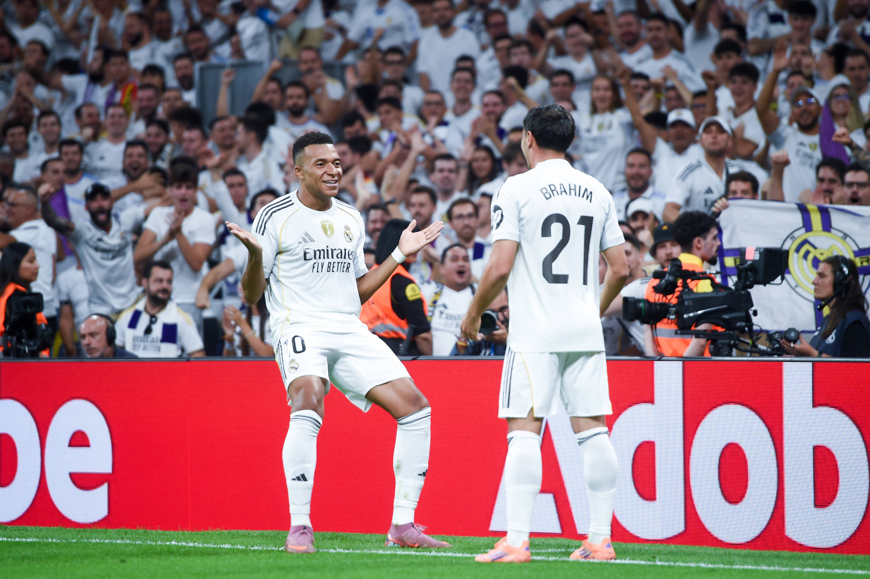 虎扑BBS-(体育)足球——西甲:皇家马德里胜比利亞(yà)雷亞(yà)尔