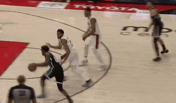 虎扑评分-啊!5.5次联盟第一!杨瀚森打NBA最大的问题