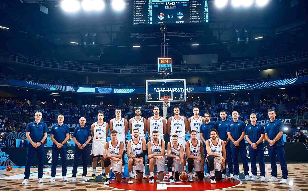 虎扑首页-华盛顿奇才新秀武克切维奇展现出色得分能力