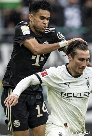 虎扑-德国杯前瞻：门兴格拉德巴赫对阵卡(kǎ)爾(ěr)斯(sī)鲁厄(è)