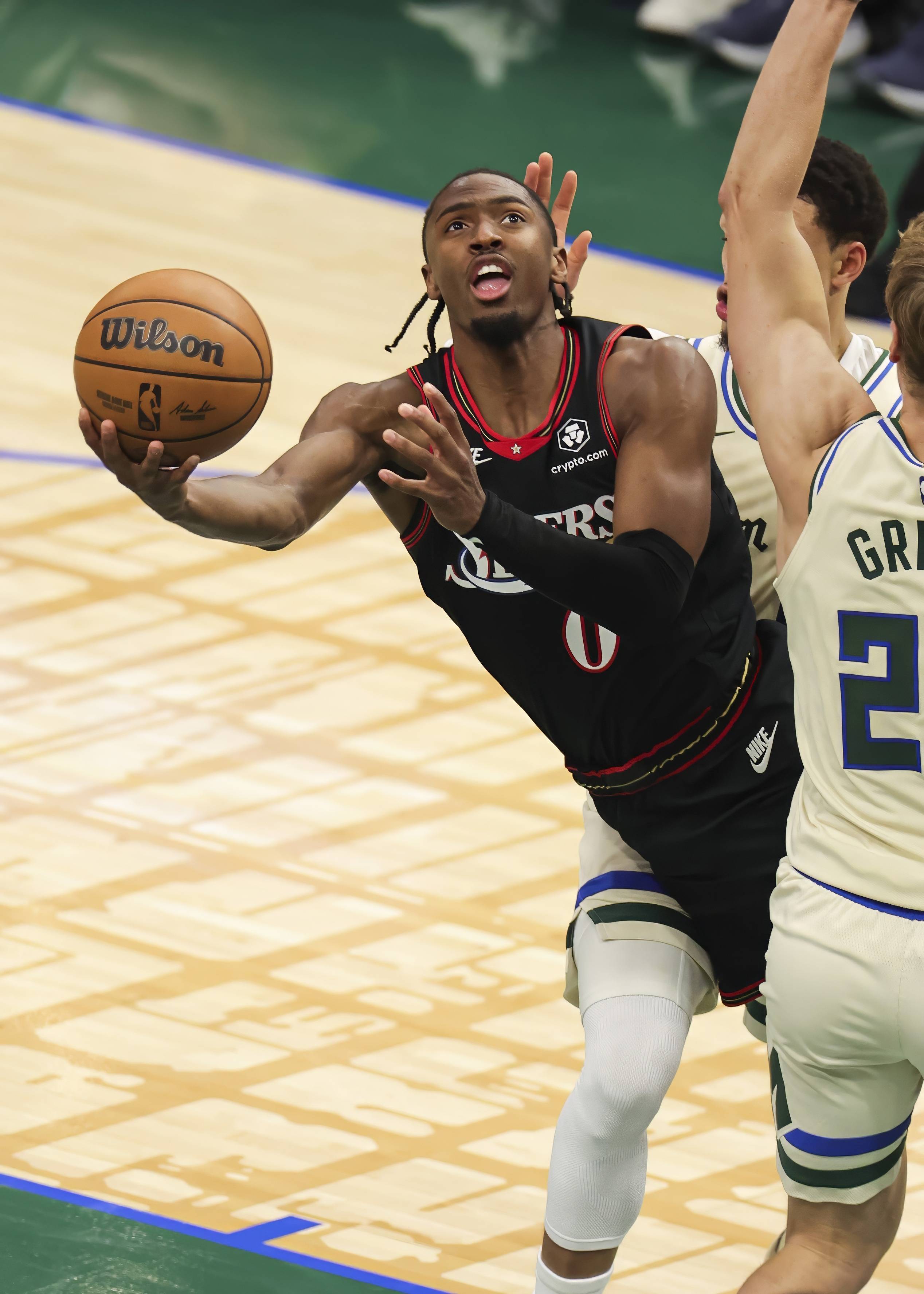 虎扑网址-（体育）篮球——NBA常规赛：76人胜雄鹿