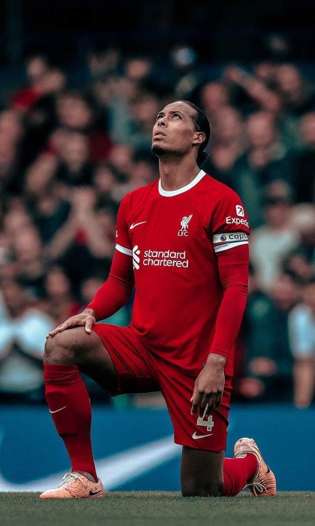 虎扑平台-英超-曼联3-0西汉姆联：超过利物浦的机会来了|前瞻