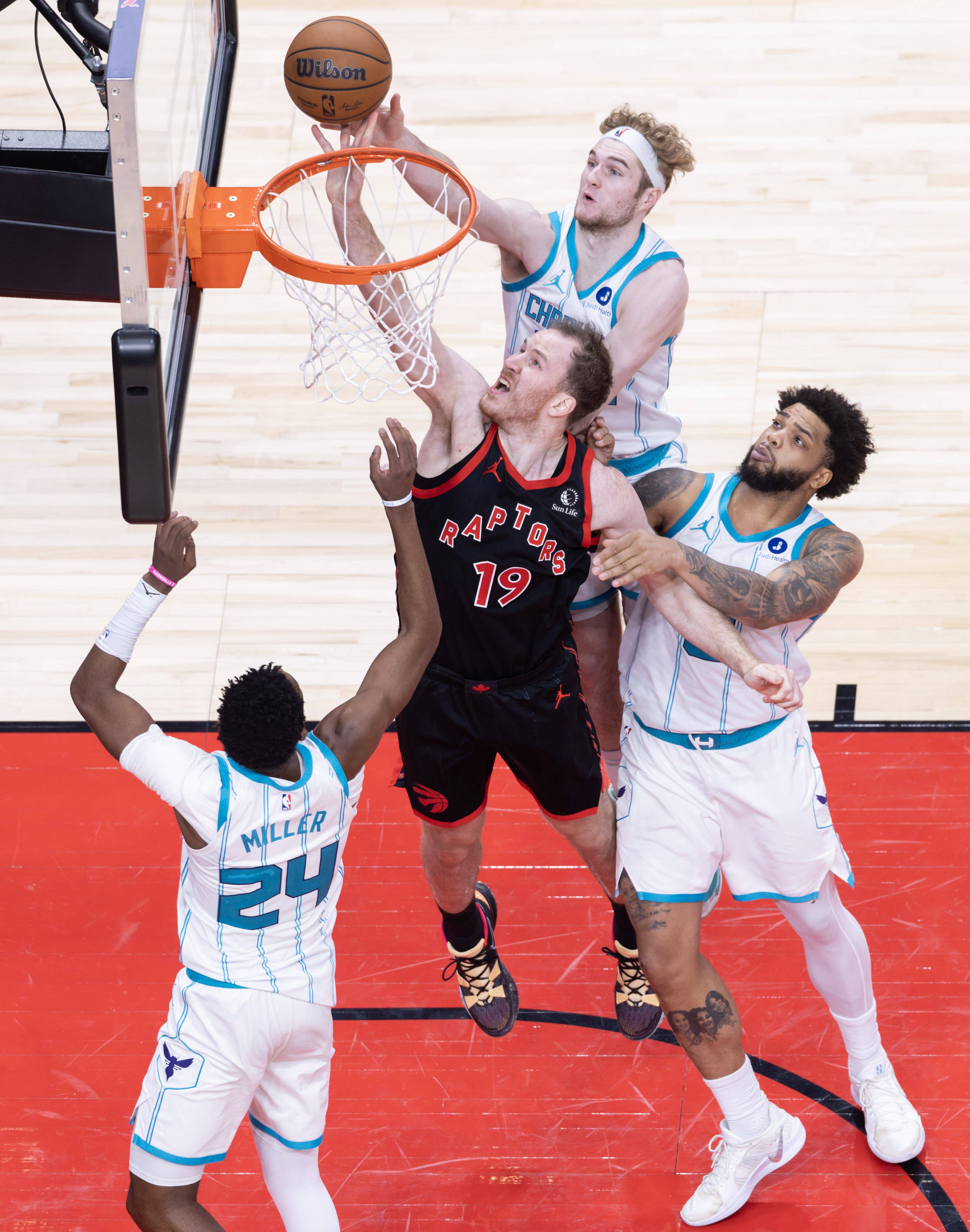 虎扑NBA-（体育）篮球——NBA常规赛：猛龙不敌黄蜂