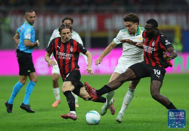 虎扑社区-足(zú)球 | 意甲：AC米兰胜罗马