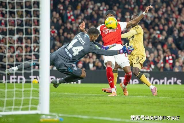 虎扑平台-阿森纳马杜埃凯没球踢！德甲四剑客拯救利物浦苟胜副班长狼队！