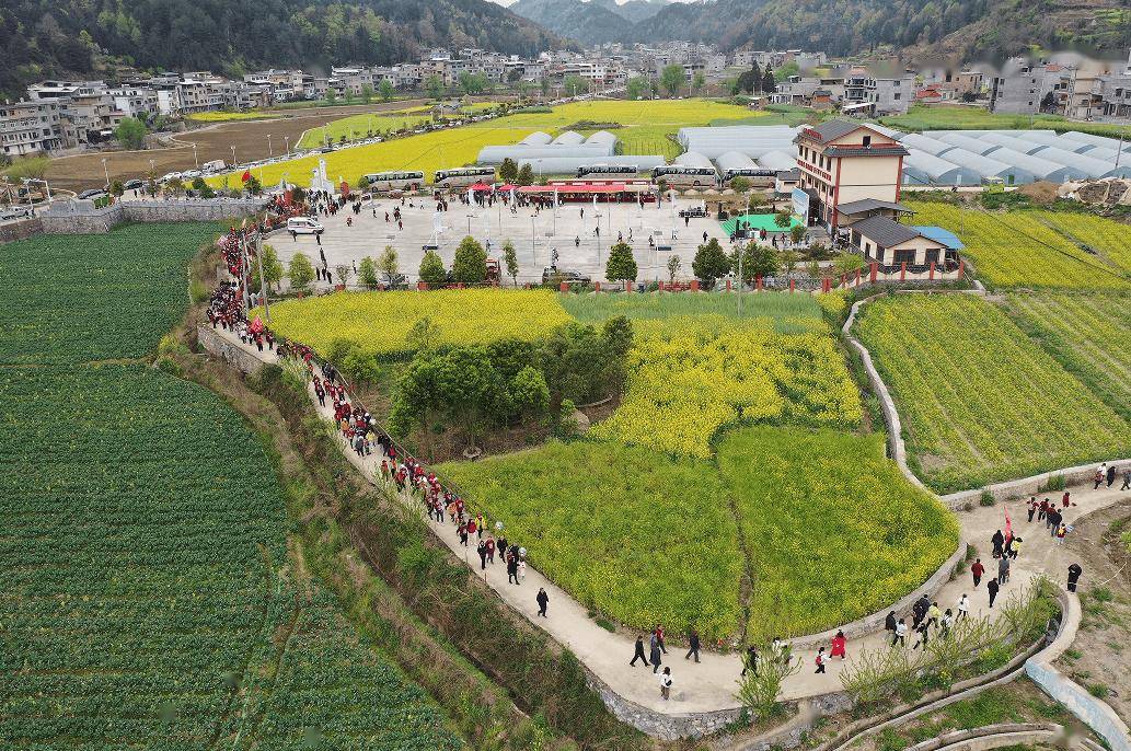 虎扑BBS-安顺“村字号”！“村走”“村超”“村BA”，超燃又激情！