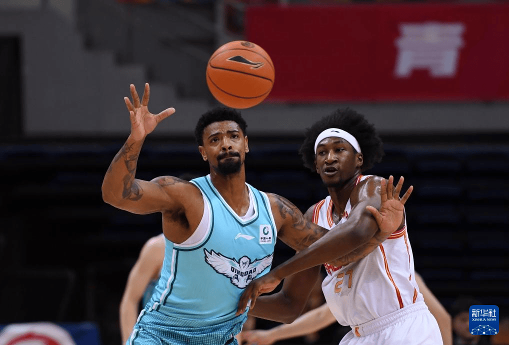 虎扑下载-CBA常规赛：深圳马可波罗胜青岛崂山啤酒