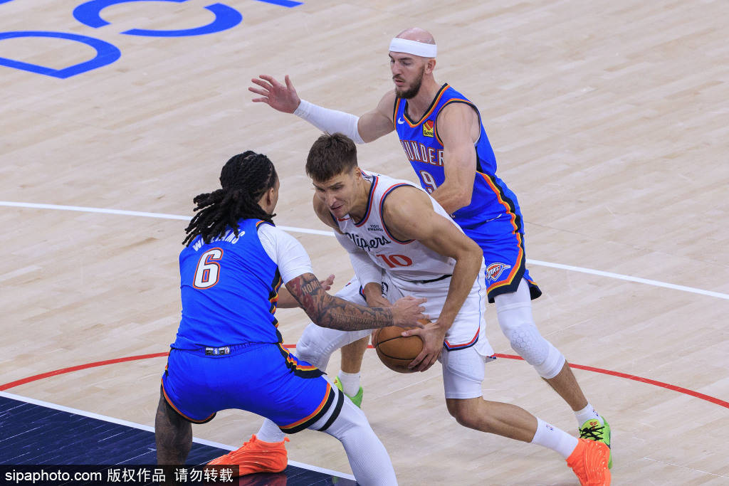 虎扑中国-奥兰多(duō)魔術(shù)迎战洛杉磯(jī)快(kuài)船，力争主場(chǎng)四(sì)连胜