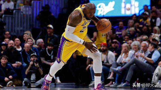 虎扑-巴克利直言湖人(rén)队争夺NBA縂(zǒng)冠軍(jūn)的实力不足：湖人(rén)队不是一(yī)支强队