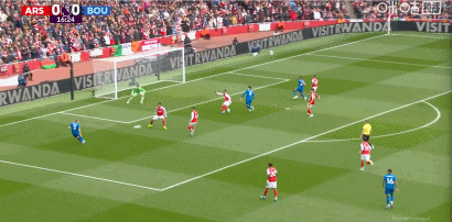 hupu虎扑-体坛联播｜巴萨大胜西班牙人9分领跑，利物浦止住三连败